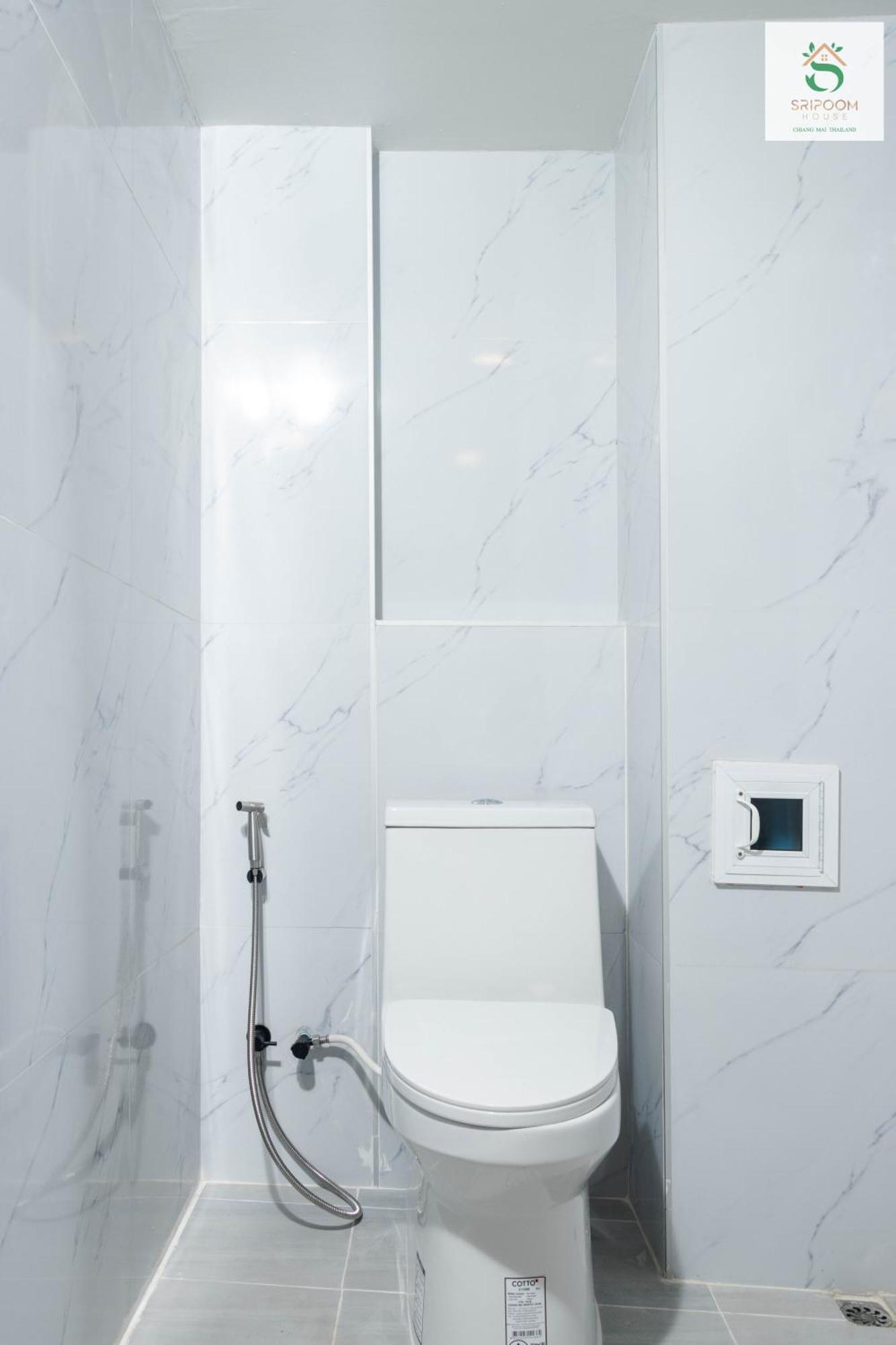 Sripoom House 1 Hotel Чиангмай Екстериор снимка